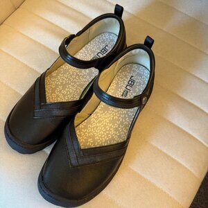 JBU Raven Women's Mary Jane Shoes, Black, Size 9